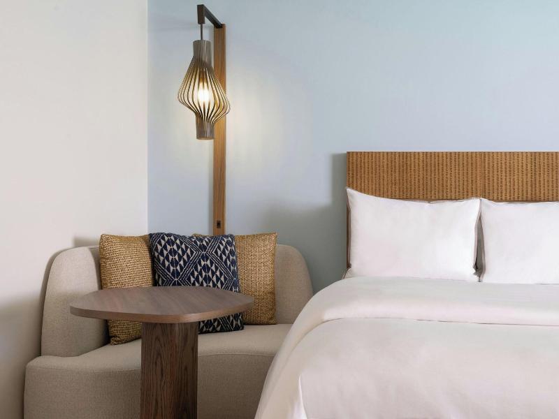Moana Surfrider image