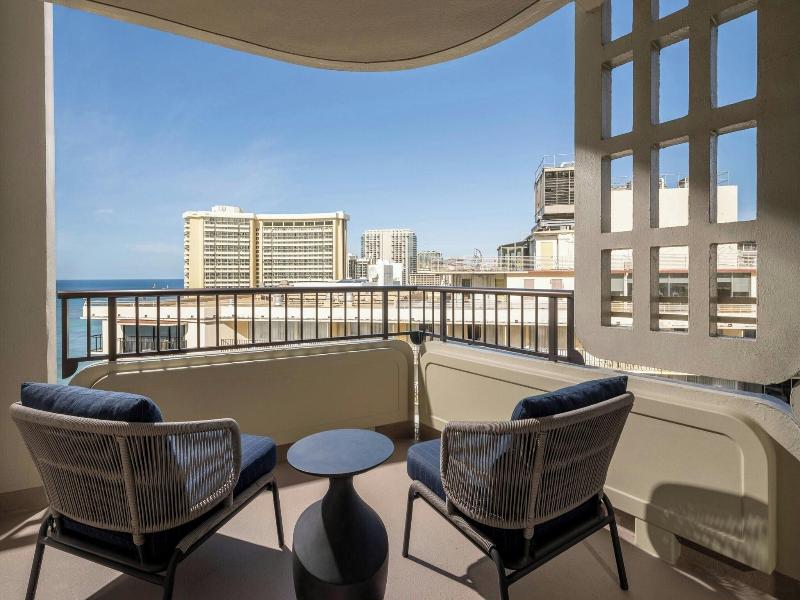 Moana Surfrider image