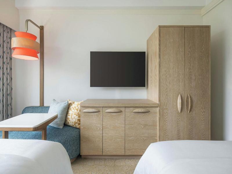 Moana Surfrider image