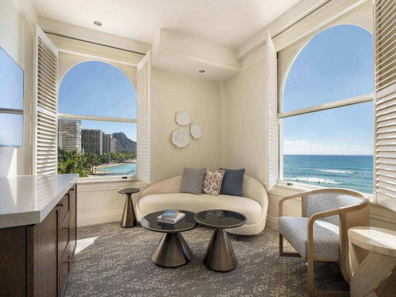 Moana Surfrider image