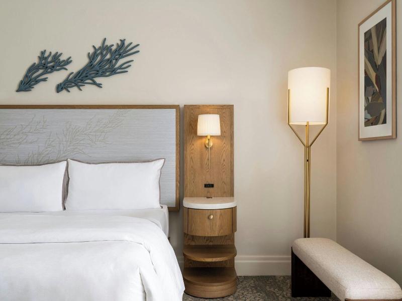 Moana Surfrider image