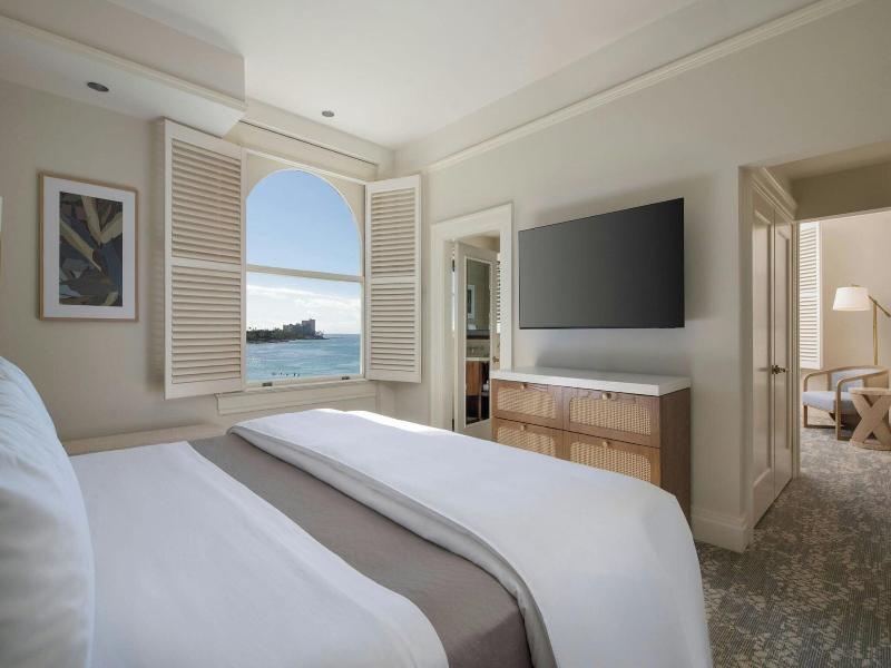 Moana Surfrider image
