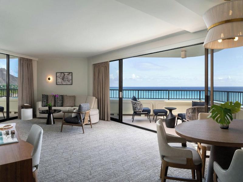 Moana Surfrider image