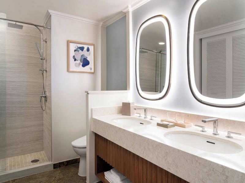 Moana Surfrider image