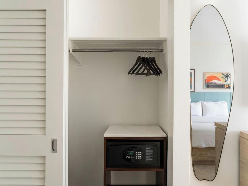 Moana Surfrider image