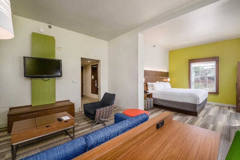 Holiday Inn Express Phoenix Airport  image