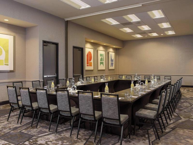 Renaissance Palm Springs Hotel image