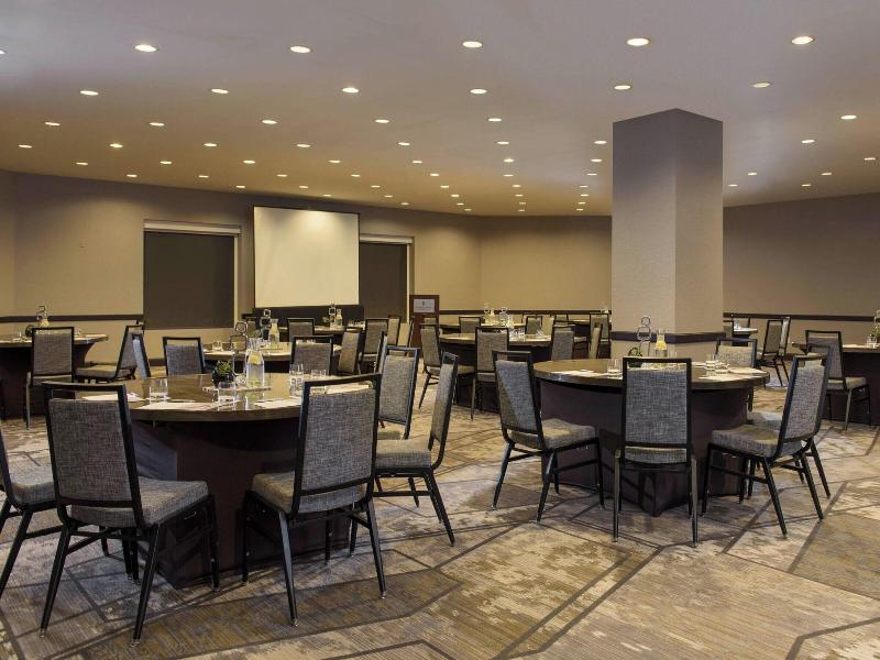 Renaissance Palm Springs Hotel image