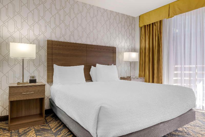 Best Western Plus Bayside Inn