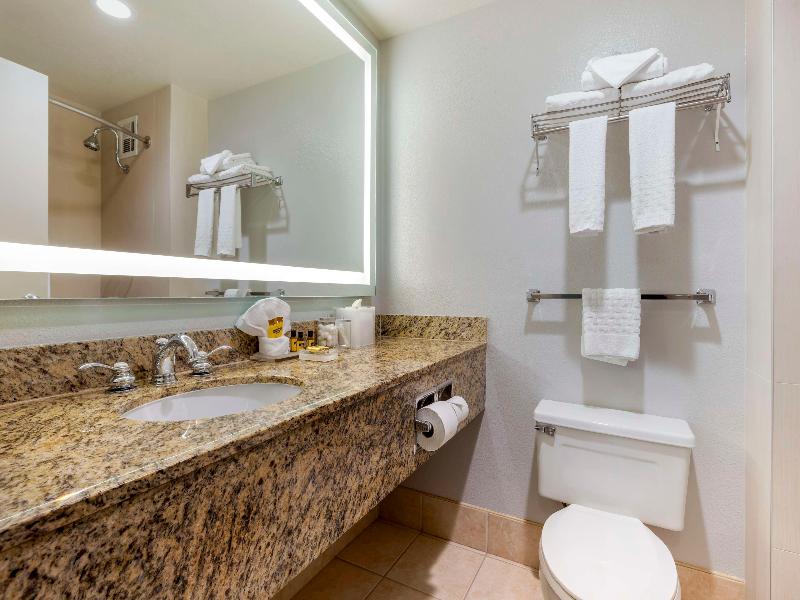 Best Western Plus Bayside Inn image