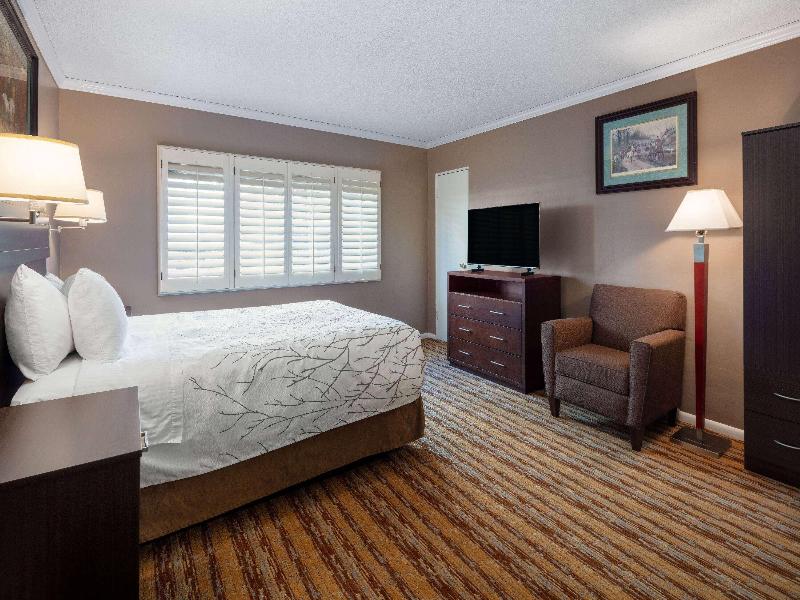 Travelodge by Wyndham Seattle By The Space Needle image