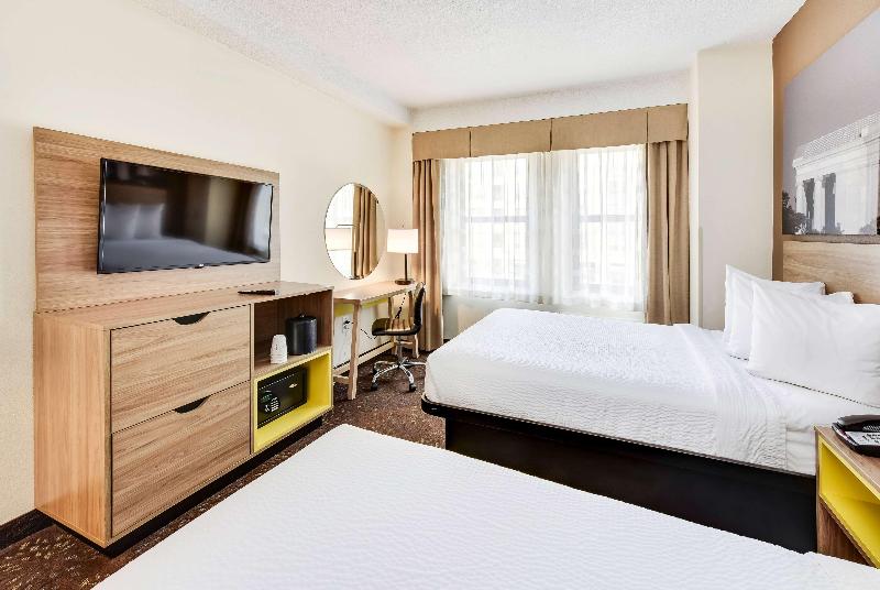 Days Inn by Wyndham Washington DC/Connecticut Av image