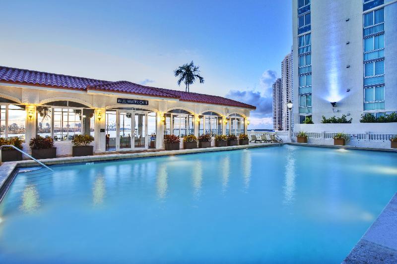 Stay in style at InterContinental Miami