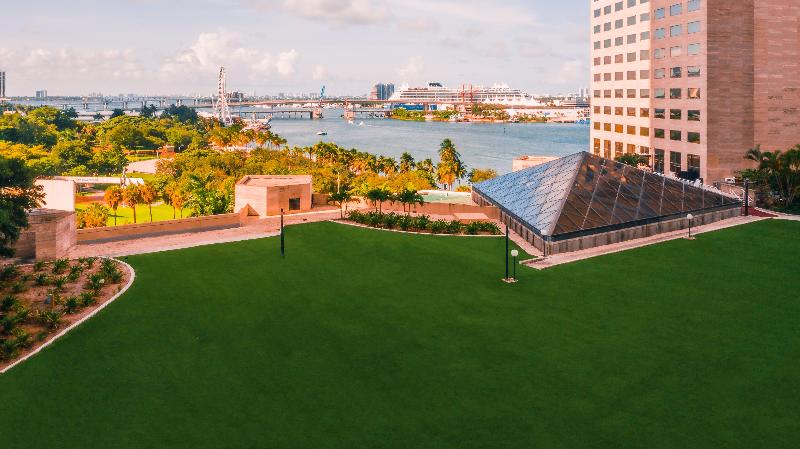 Stay in style at InterContinental Miami