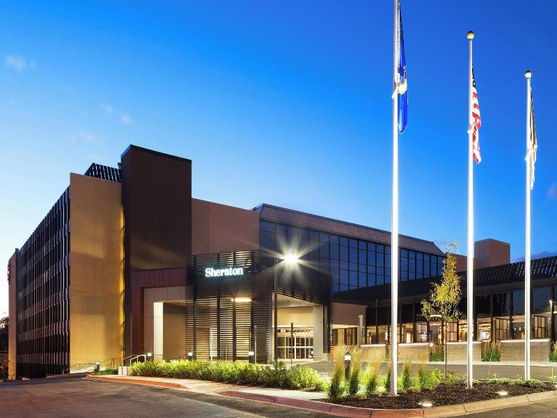 Sheraton Bloomington Hotel, Bloomington