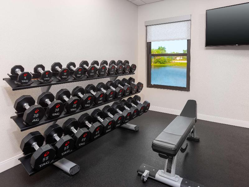 Hampton Inn Bonita Springs/Naples-North image
