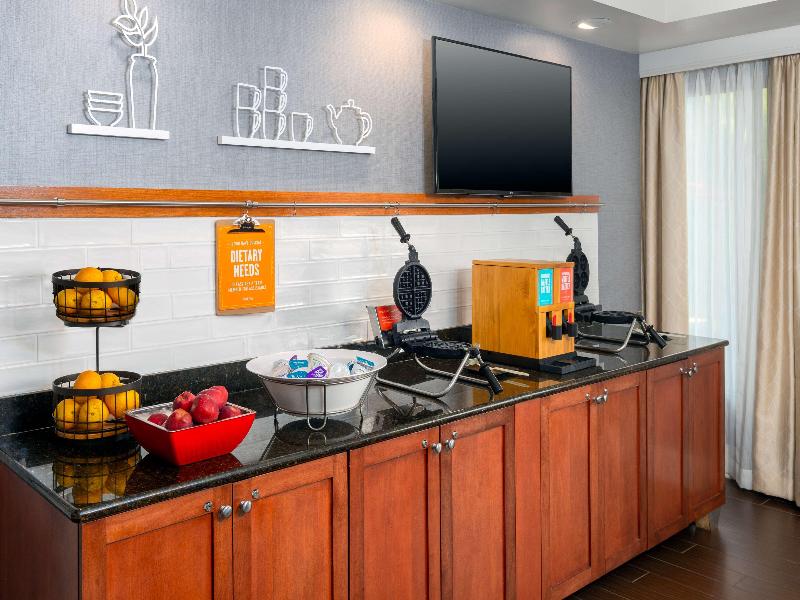 Hampton Inn Bonita Springs/Naples-North image