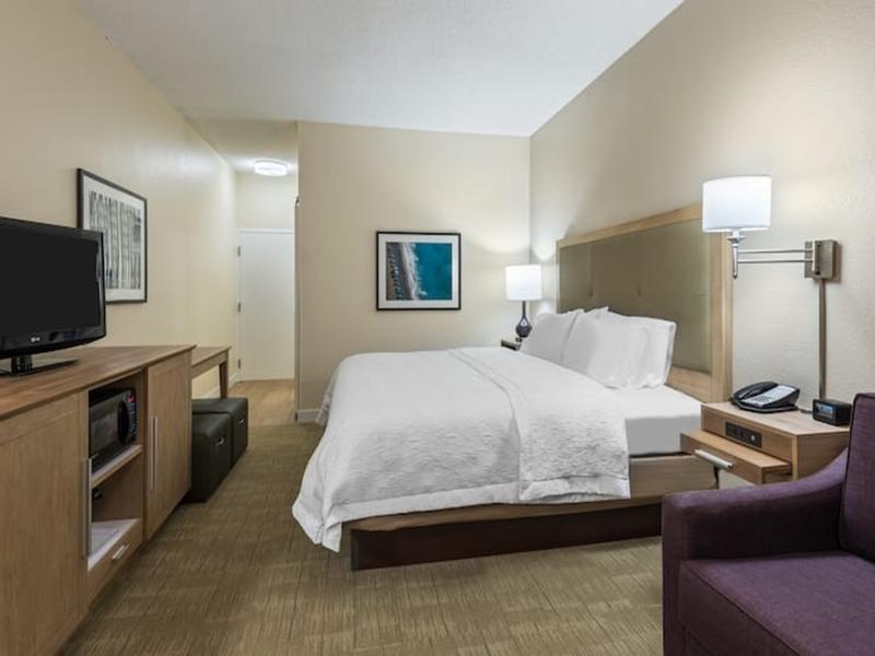Hampton Inn Bonita Springs/Naples-North image