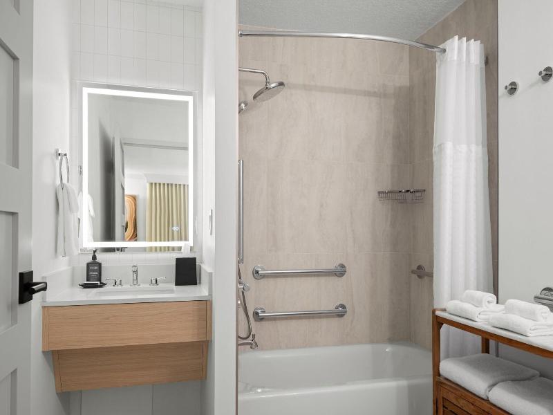 Sheraton Sand Key Resort image