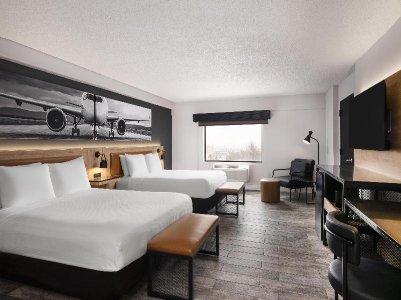 Aiden by Best Western Newark Airport image