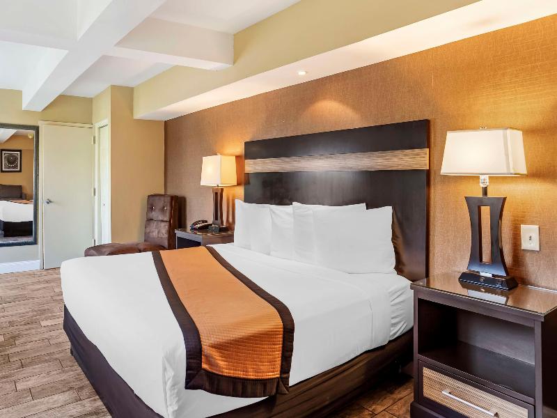 Aiden by Best Western Newark Airport image