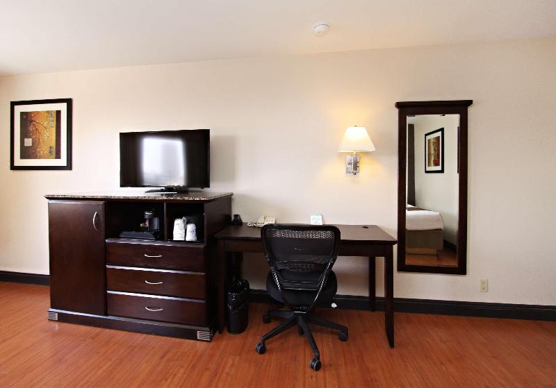 Best Western Dragongate Inn Best Western Dragongate Inn