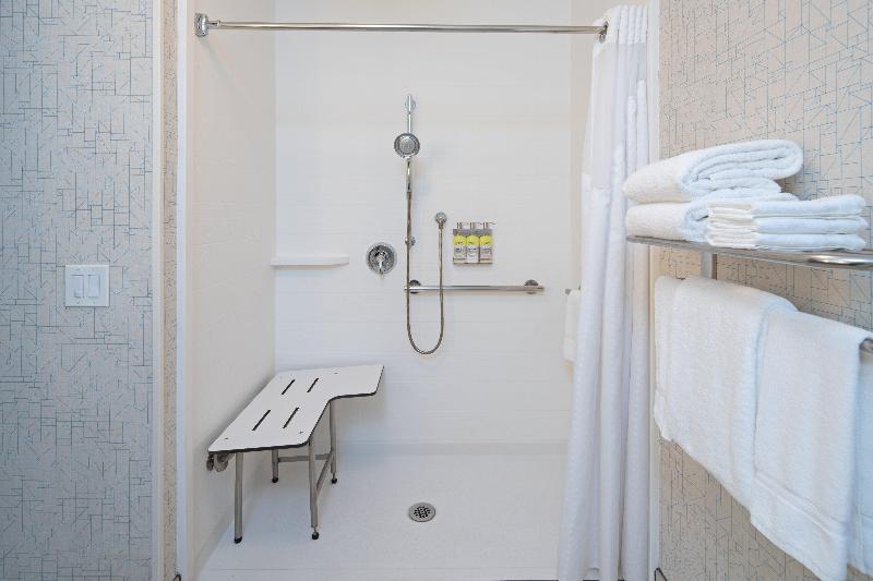 Holiday Inn Express Los Angeles Airport image