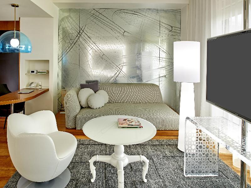 The Valorian Los Angeles, Curio Collection Hilton image