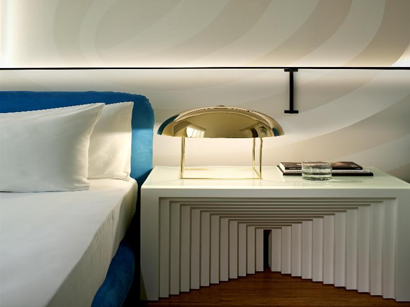 The Valorian Los Angeles, Curio Collection Hilton image