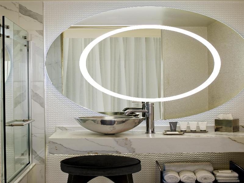 The Valorian Los Angeles, Curio Collection Hilton image