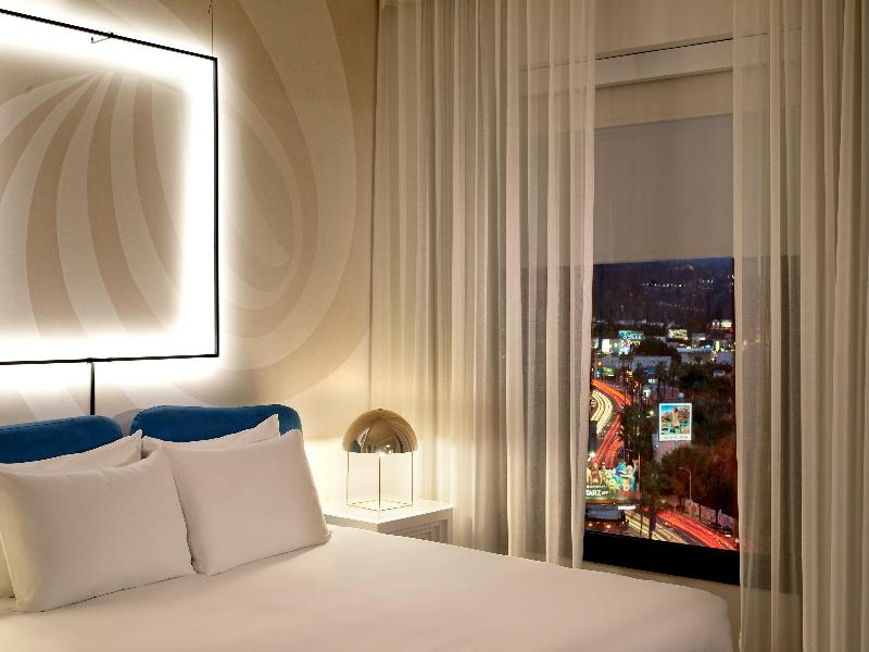 The Valorian Los Angeles, Curio Collection Hilton image