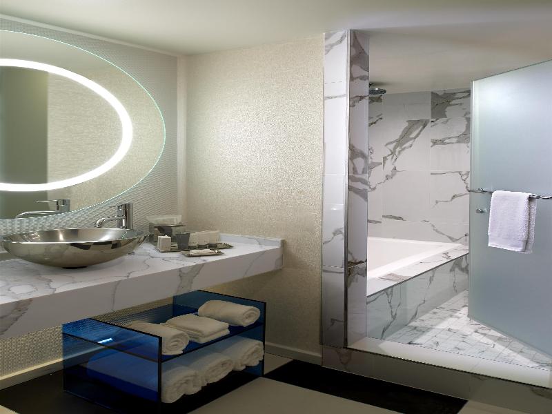 The Valorian Los Angeles, Curio Collection Hilton image