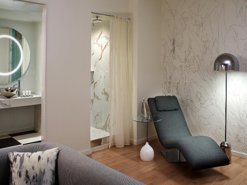 The Valorian Los Angeles, Curio Collection Hilton image