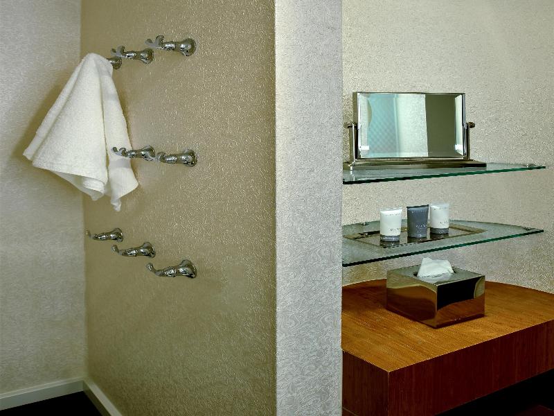 The Valorian Los Angeles, Curio Collection Hilton image