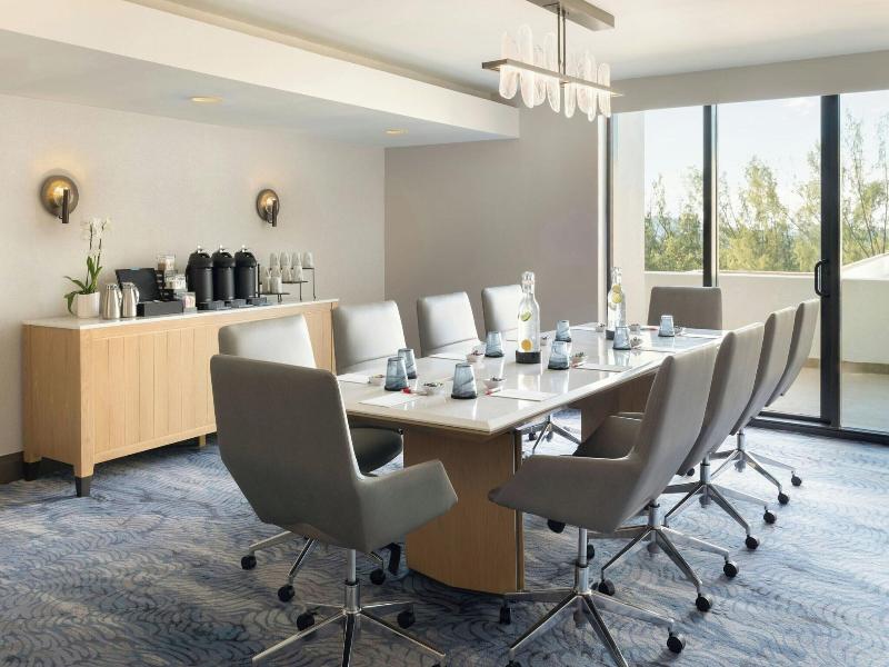 Fort Lauderdale Marriott Harbor Beach Resort & Spa image