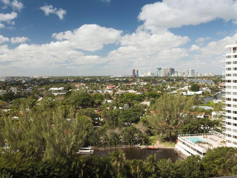 Fort Lauderdale Marriott Harbor Beach Resort & Spa image