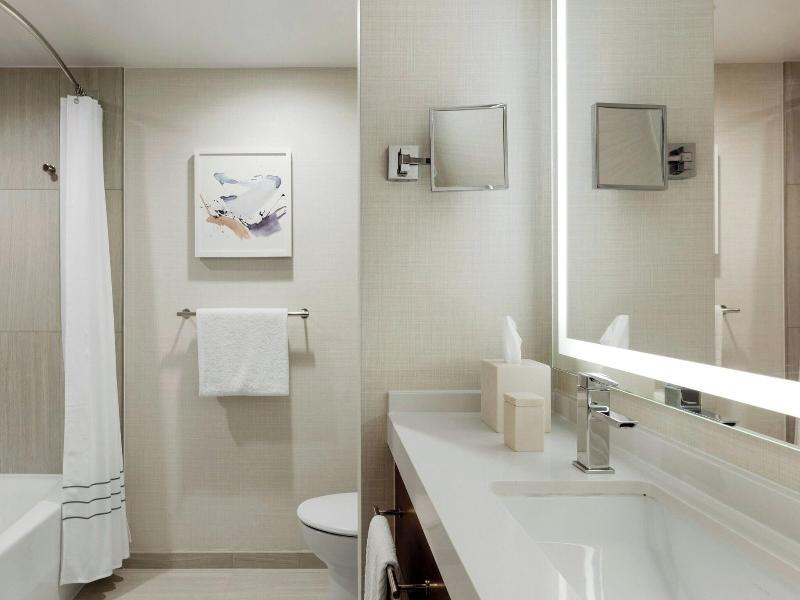 Fort Lauderdale Marriott Harbor Beach Resort & Spa image