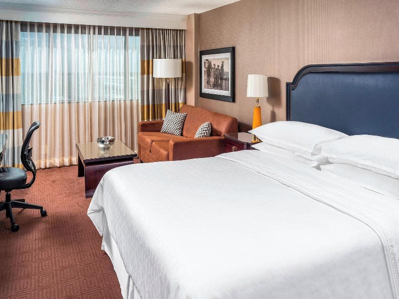 Sheraton Houston North image