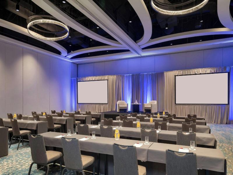 Orlando World Center Marriott image