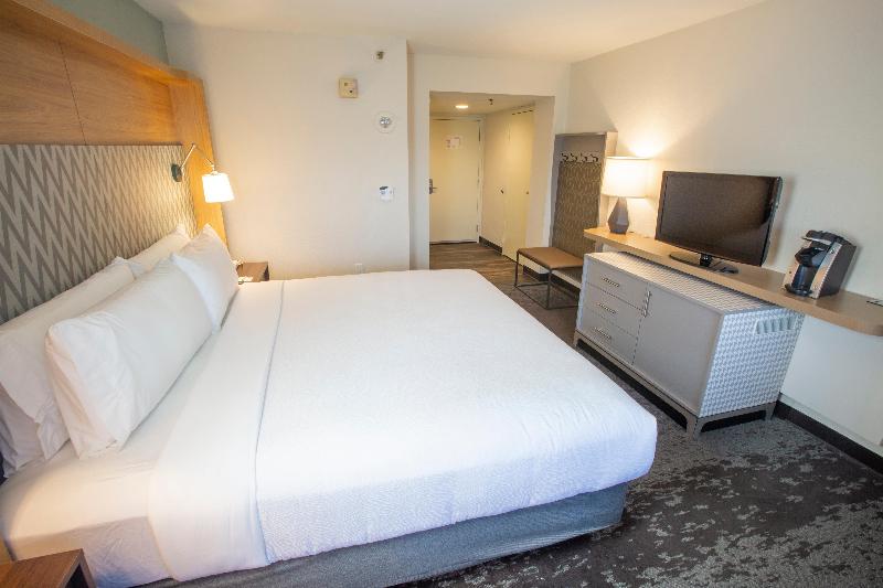 Holiday Inn Orlando Airport,an IHG hotel image
