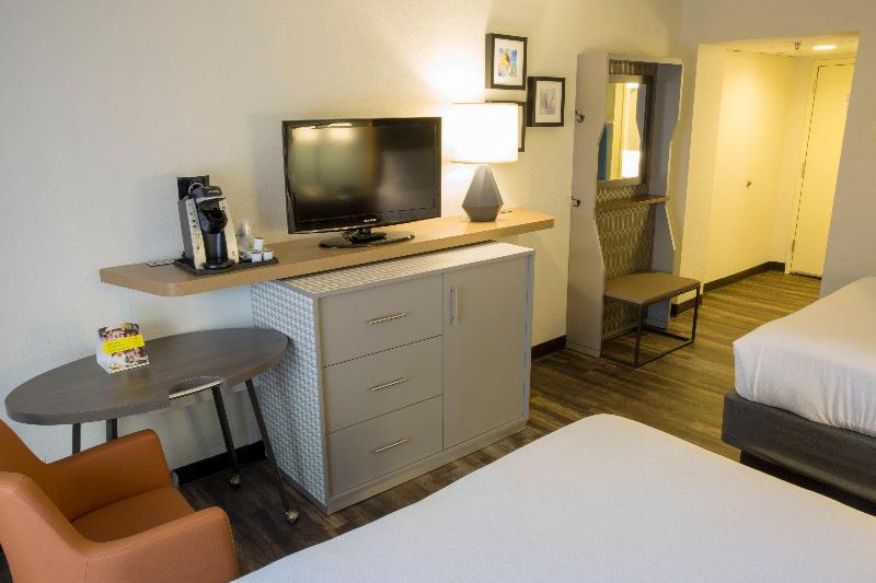Holiday Inn Orlando Airport,an IHG hotel image