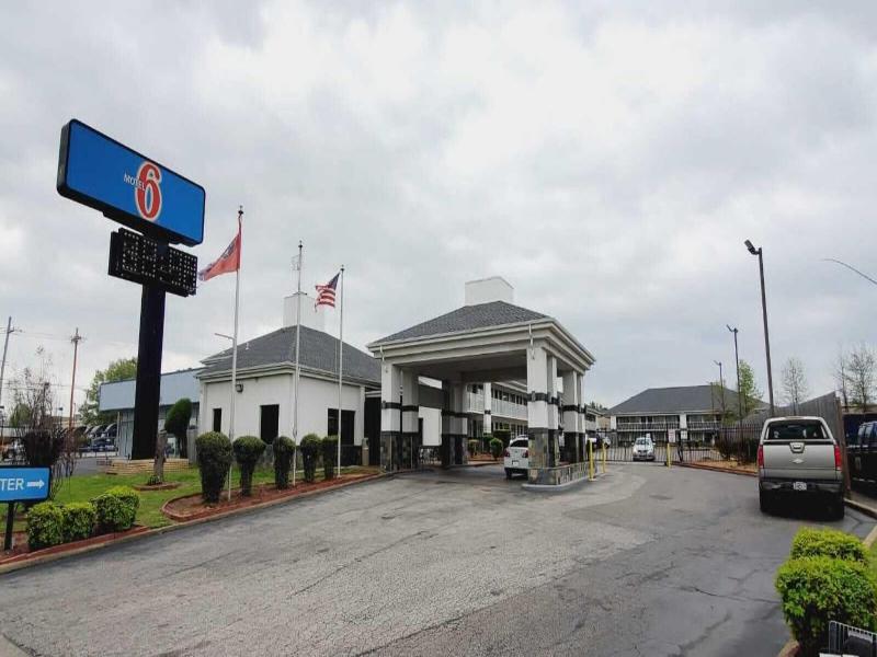 Motel 6 Memphis Downtown