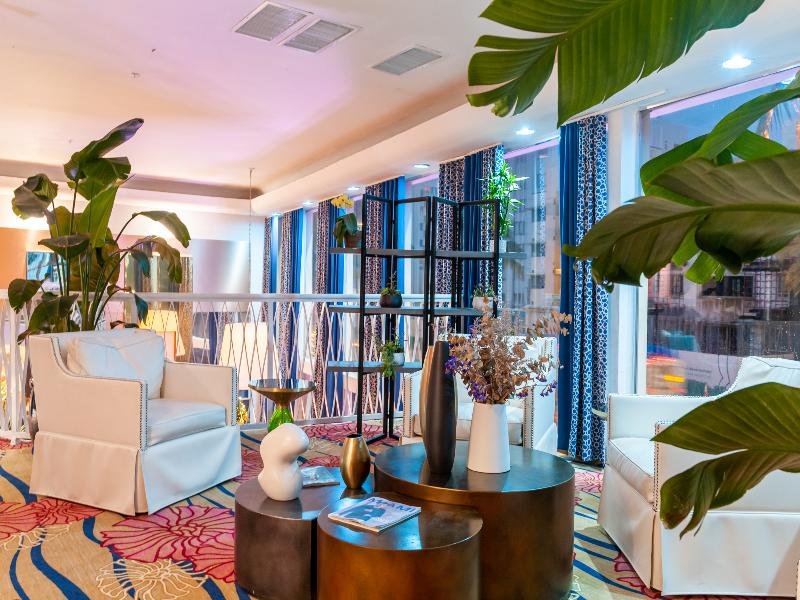 Catalina Hotel & Beach club image