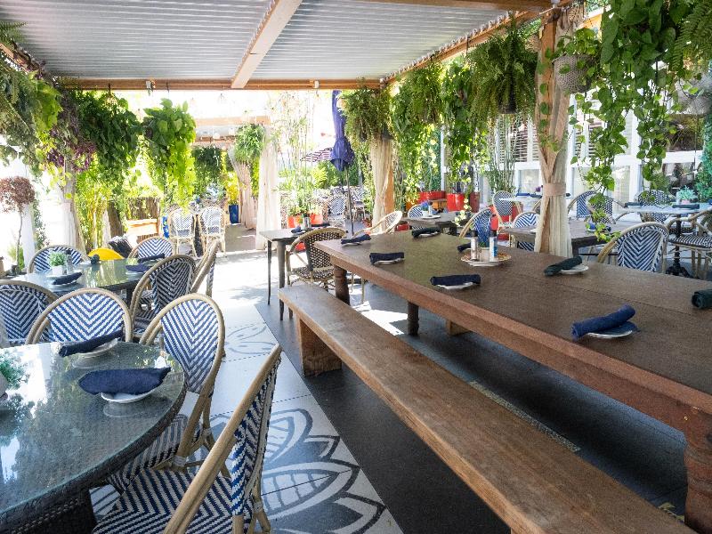 Catalina Hotel & Beach club image