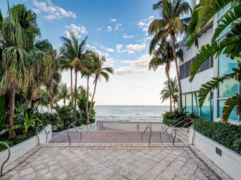 Signia by Hilton Diplomat Beach Resort image