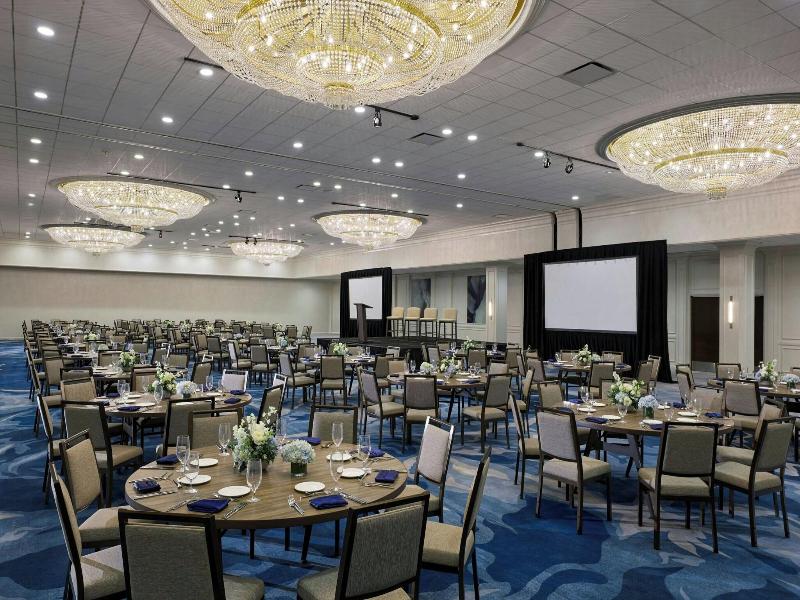 The Westin Oaks Houston at the Galleria image