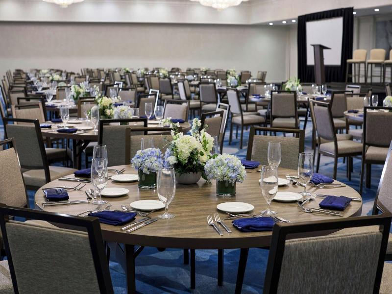 The Westin Oaks Houston at the Galleria image