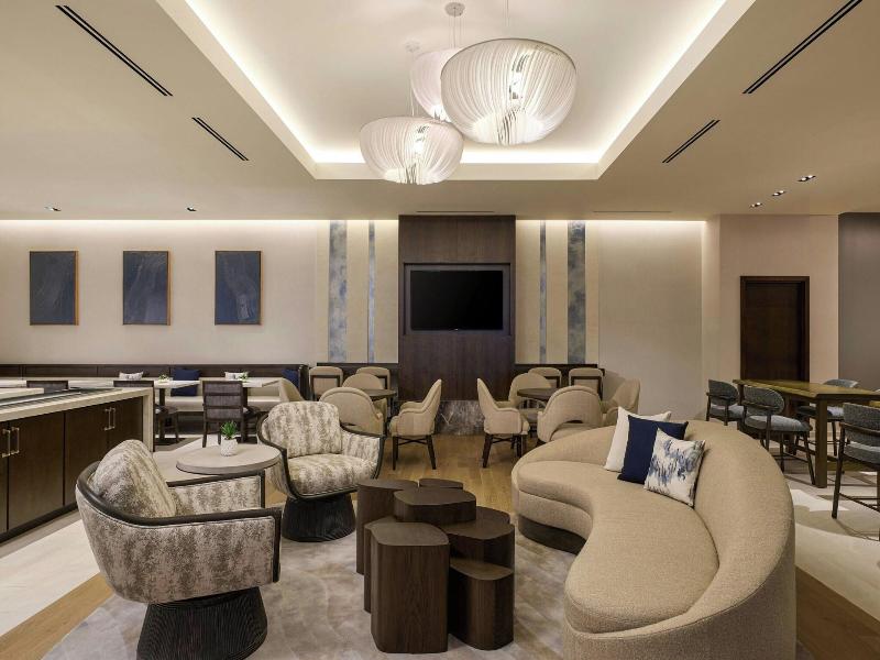 The Westin Oaks Houston at the Galleria image