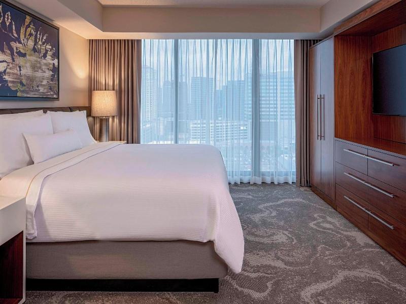 The Westin Oaks Houston at the Galleria image
