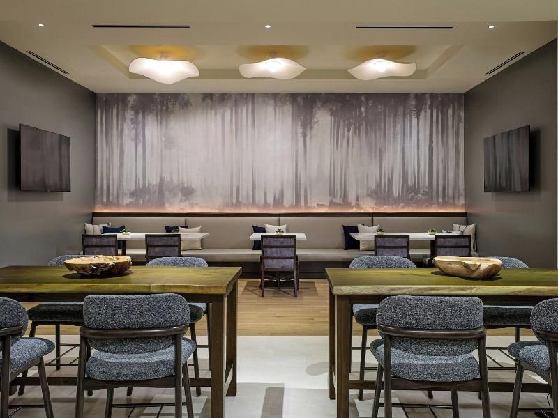 The Westin Oaks Houston at the Galleria image
